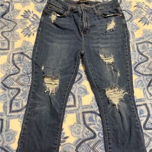 Judy Blue Distressed Blue Capri denim for Women size 13/31